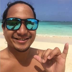 Meet your Posher, Dewey